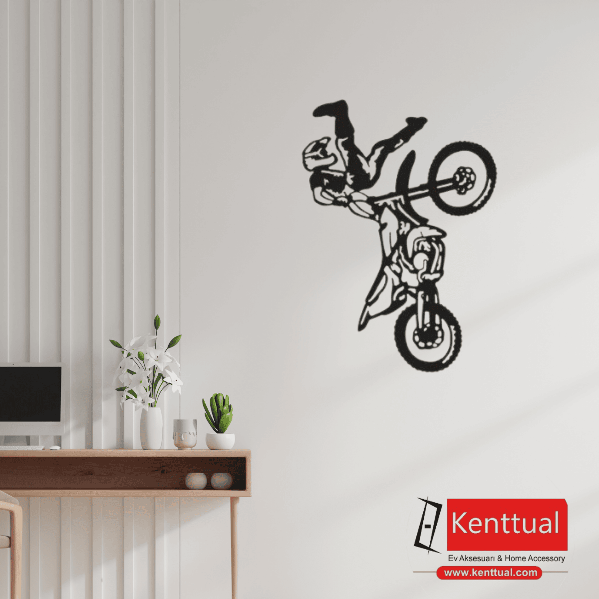 Akrobatik Motorcu Metal Duvar Dekoru